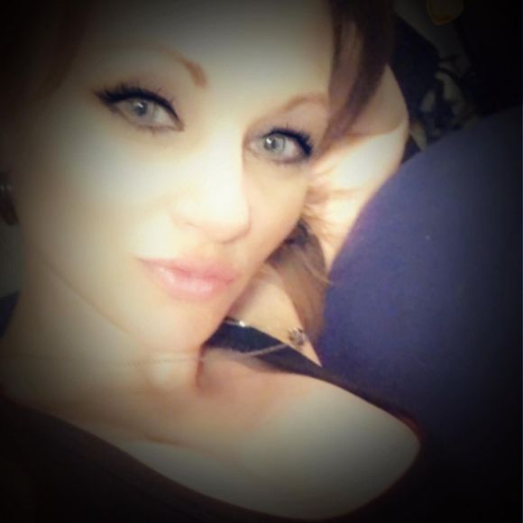 Meet your Posher, Rachael - Picture 1 of 1